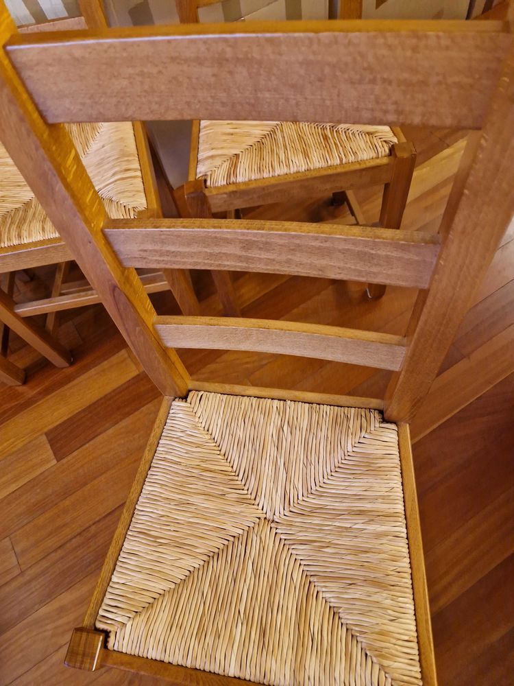 Lot de 6 chaises Salle �   Manger.  sur ORVAULT. 110 Orvault (44)