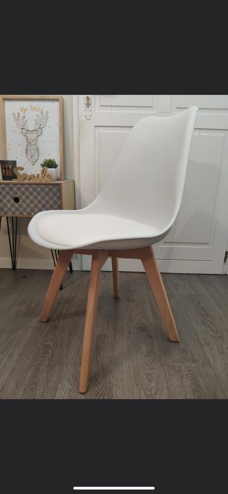 Chaises scandinaves neuves 25 Lille (59)