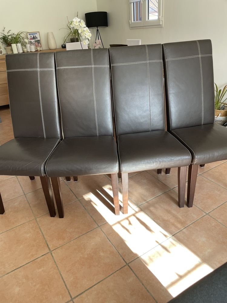 4 chaises similicuir 80 Saint-Andiol (13)