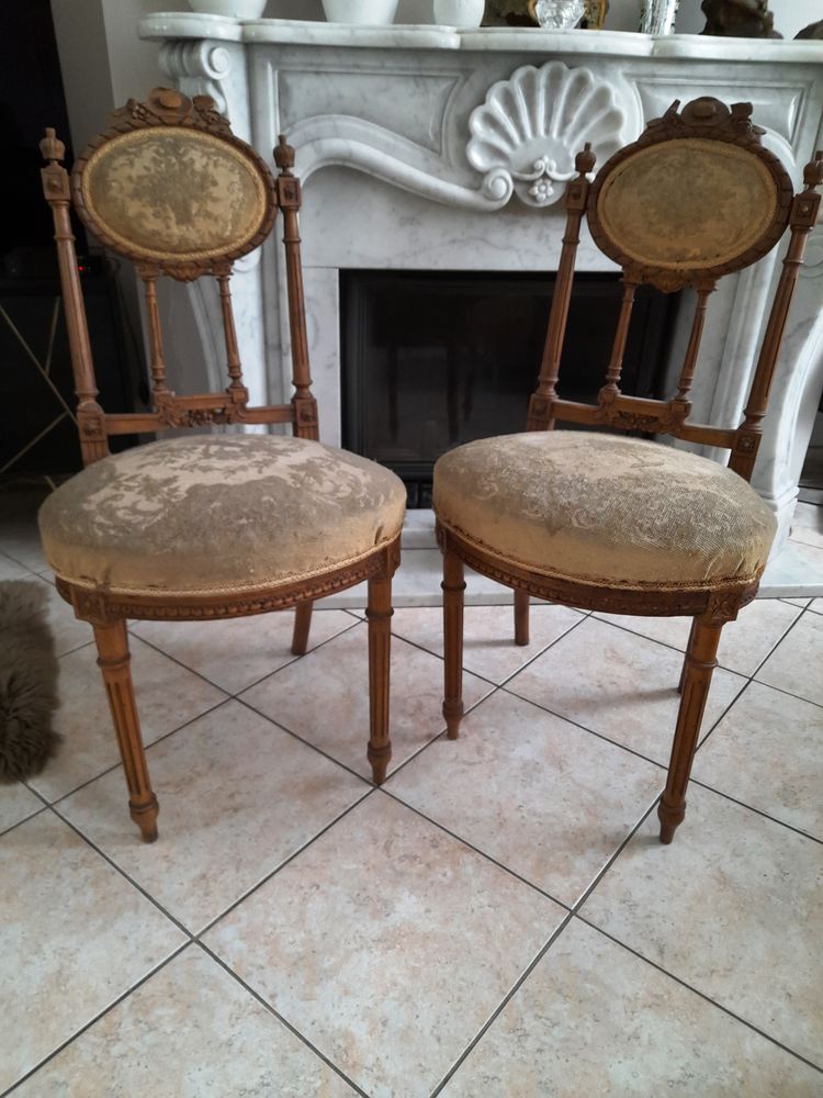 2 CHAISES STYLE LOUIS XVl 
140 Marseille 8 (13)