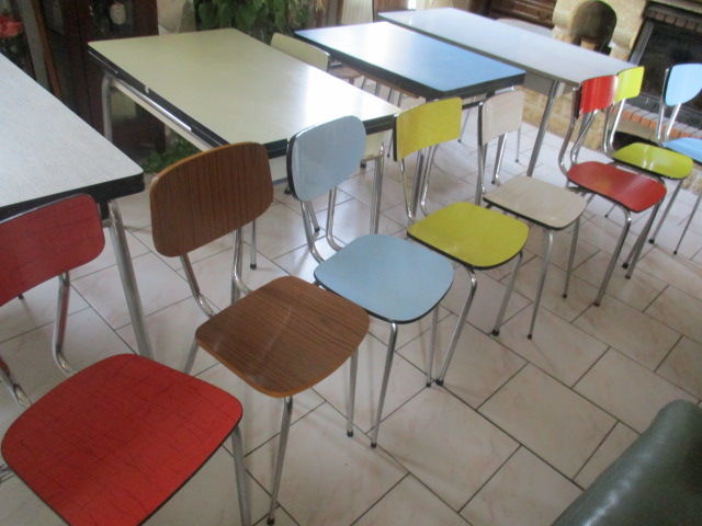  Chaises et  tables en formica vintage 30 Lingolsheim (67)