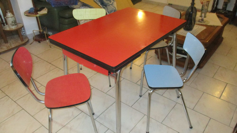 chaises tables et tabourets en formica 30 Lingolsheim (67)