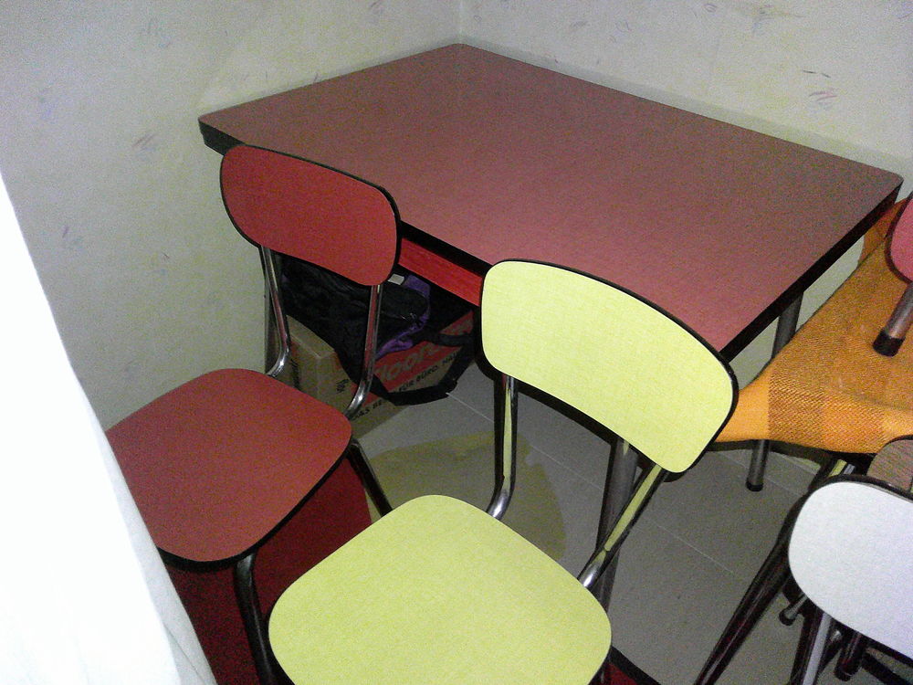 chaises tables et tabourets en formica 30 Lingolsheim (67)