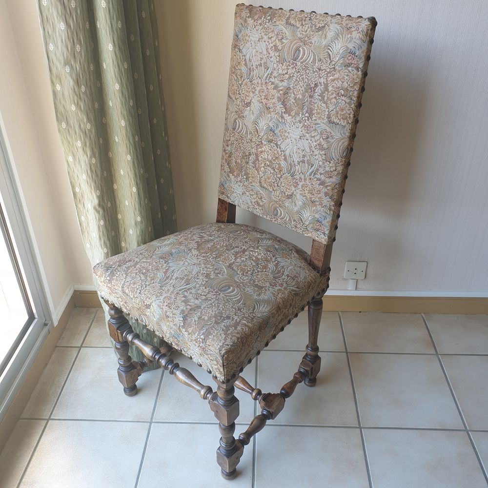 chaises tapissier LOUIS XIII
20 Les Ulis (91)