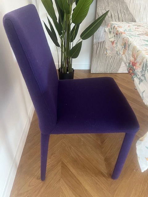 chaises tissu mauves 100 La Roche-sur-Yon (85)