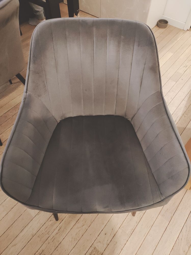 Chaises en tissu 130 Le Plessis-Tr�vise (94)