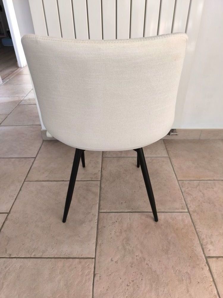 Chaises tissus beige 370 Les Herbiers (85)