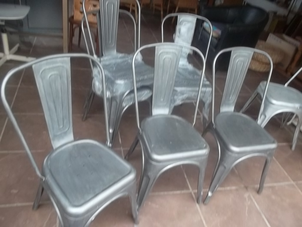 Lot de 6 chaises TOLIX 400 P�zenas (34)