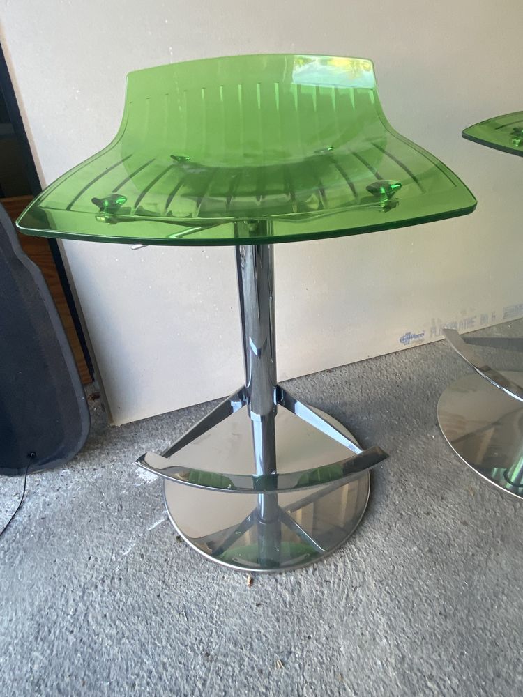 Chaises de Bar    X-TREME  tr�s Bon  Etat. 50 Saint-Priest (69)