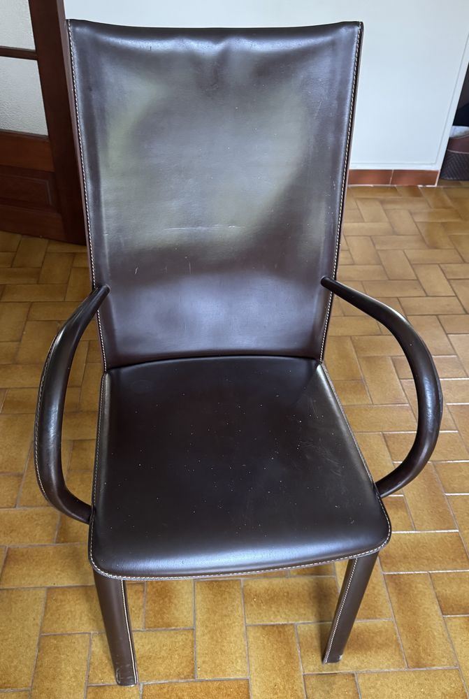 Lot 6 chaises tr�s beau cuir marron 250 Saint-Loup (41)