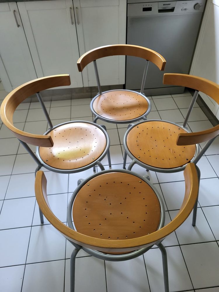 4 CHAISES - TRES BON ETAT
95 Boissy-sous-Saint-Yon (91)