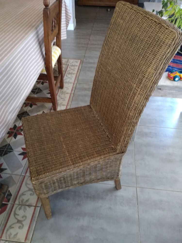 4 chaises tress�es
En bon �tat 0 Saint-Cast-le-Guildo (22)