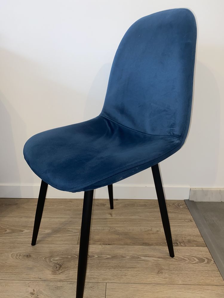 Lot de 4 chaises en velours bleues 100 Sainte-Genevi�ve-des-Bois (91)