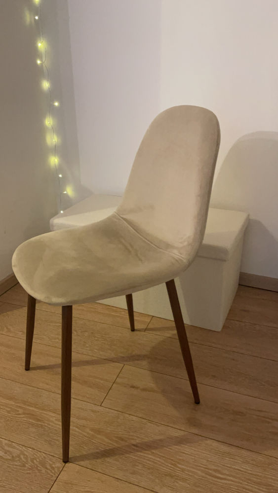 6 chaises en velours sklum 180 Fontainebleau (77)