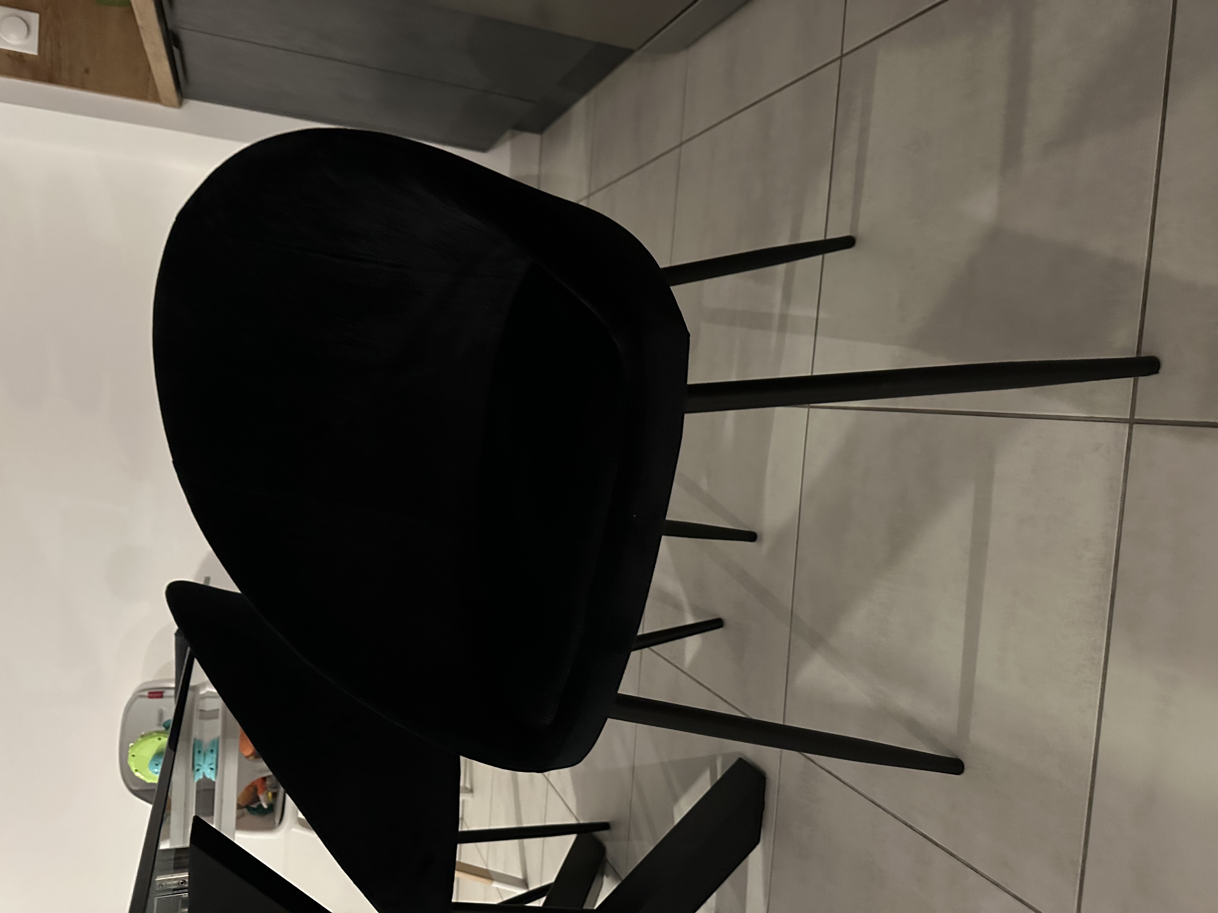 Lot 4 chaises en velours 230 Montpellier (34)