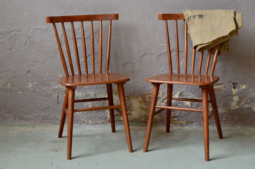 Lot de 2 chaises vintage scandinave paire en bois 180 Wintzenheim (68)