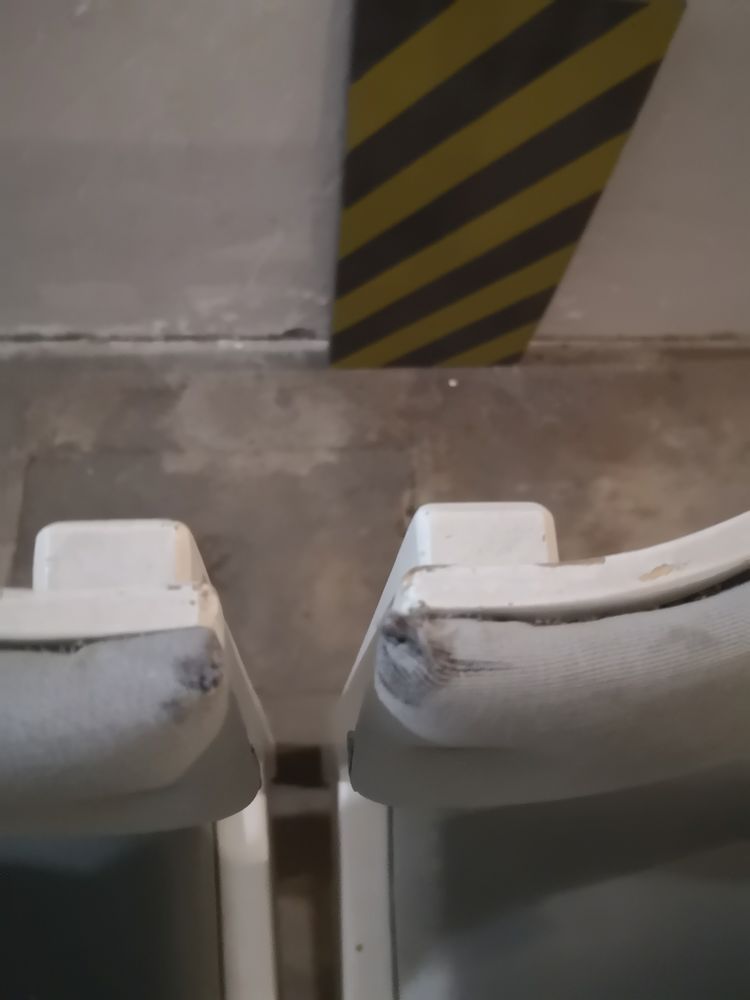 Lot de 4 chaises 30 Lyon 7 (69)