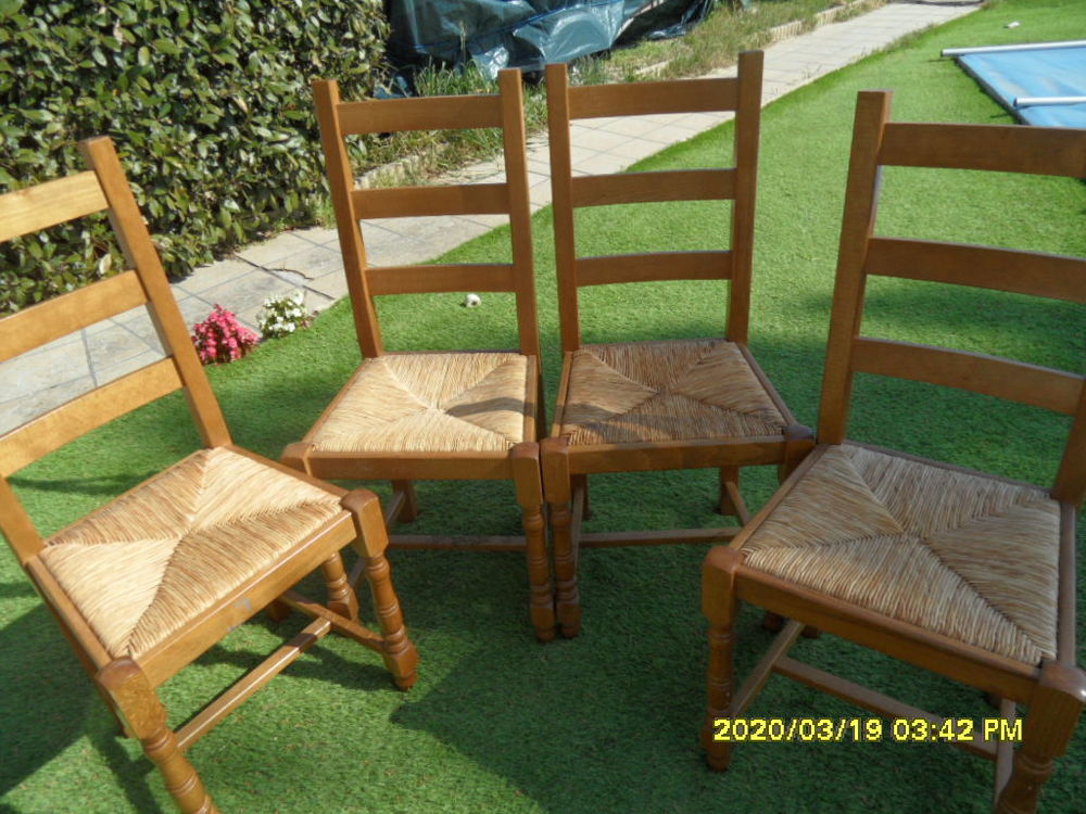 LOT DE CHAISES 80 Port-de-Bouc (13)