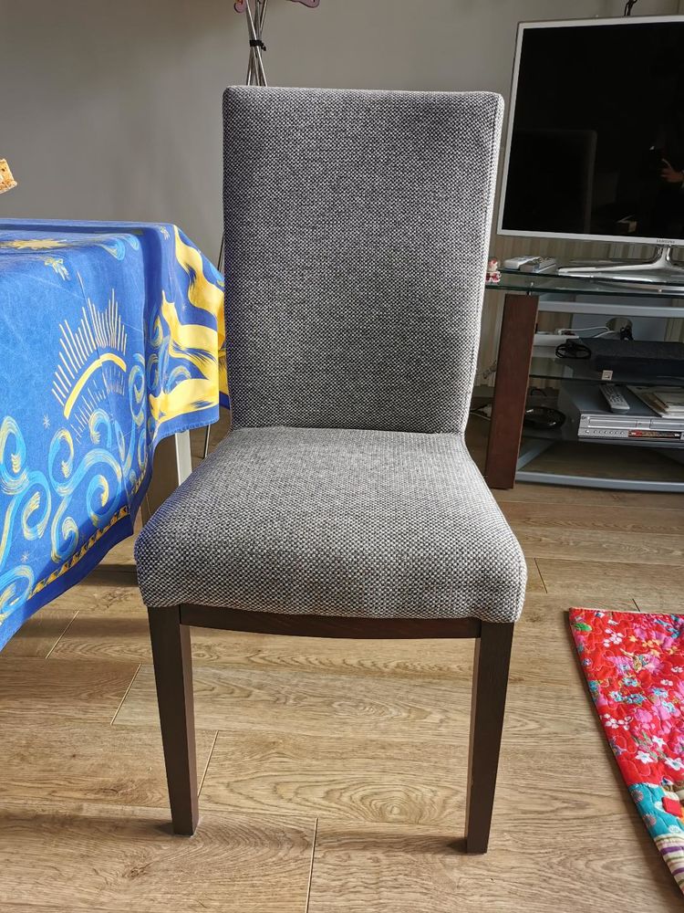 Lot de 4 chaises 200 Angers (49)