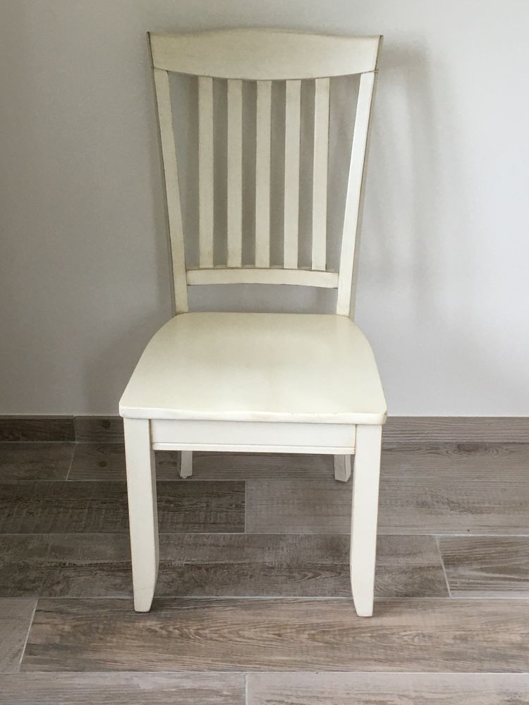 2 Chaises 100 Bailleul-l�s-Pernes (62)