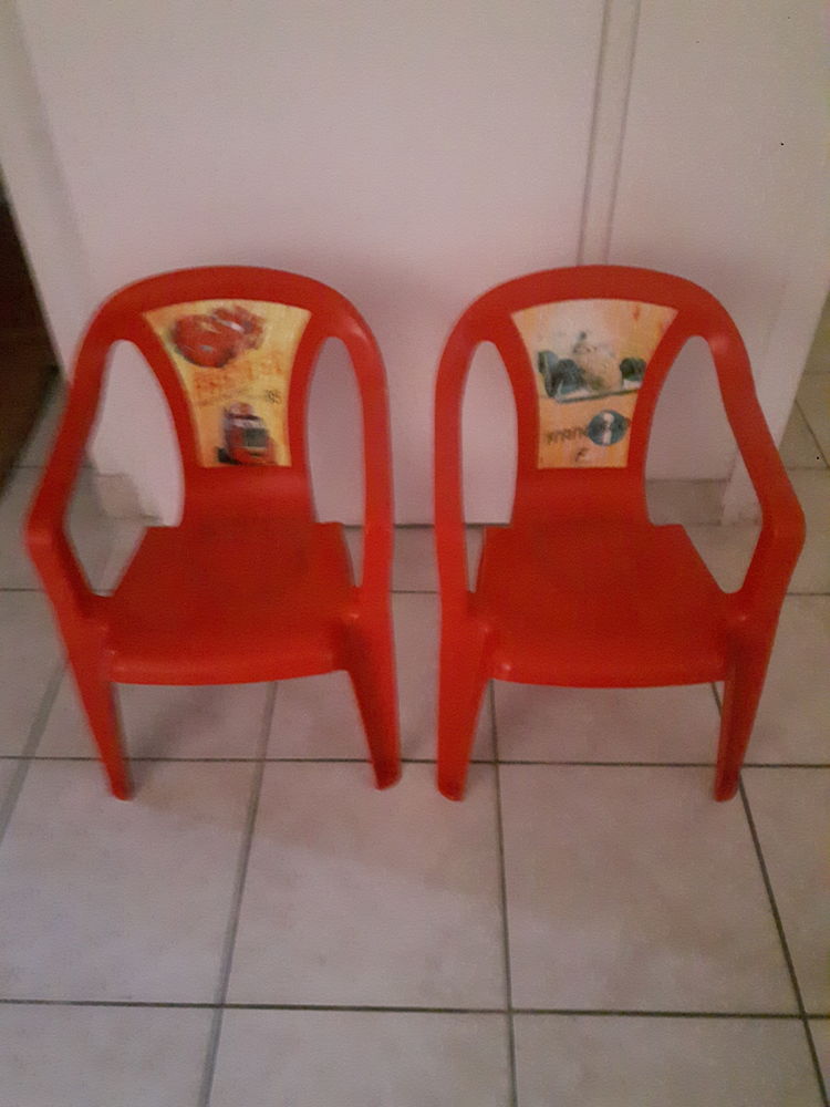 Chaises. 11 Valence (26)