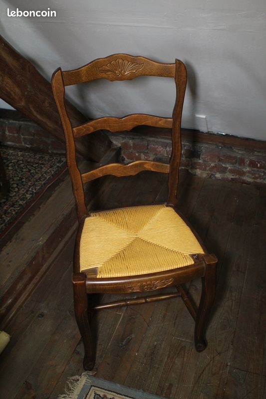 chaises 100 Rouxmesnil-Bouteilles (76)