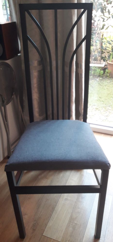 CHAISES 140 Montreuil (93)