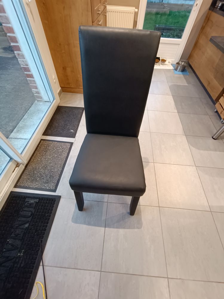 Chaises 200 Vendin-le-Vieil (62)