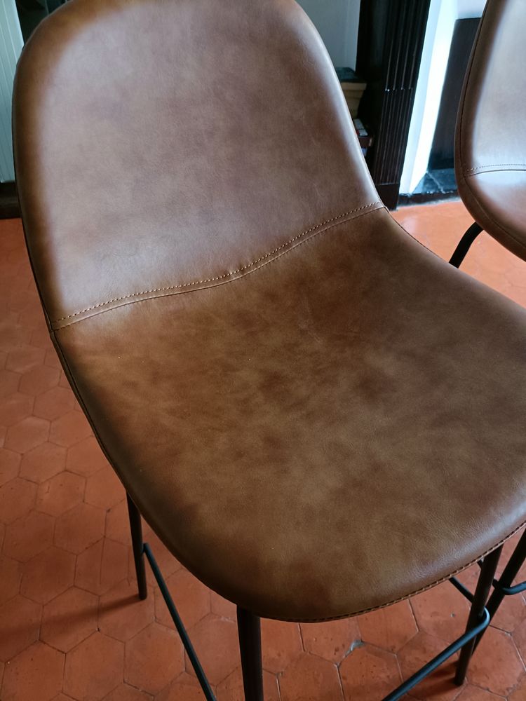 Chaises de bar 100 Marseille 1 (13)