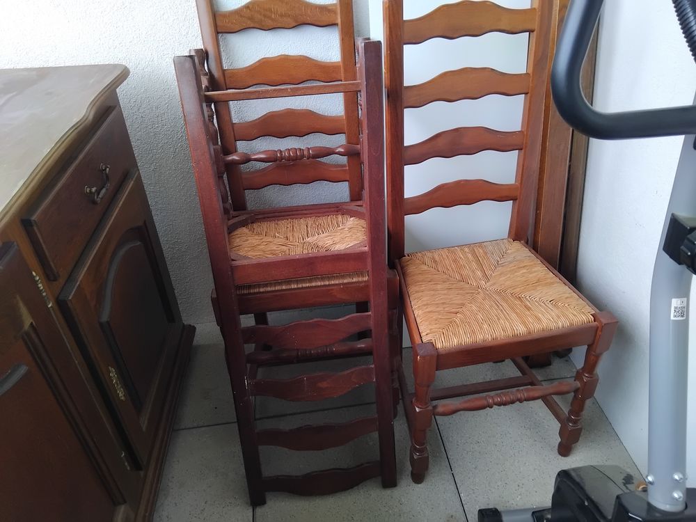 6 chaises 180 Montagnac (34)