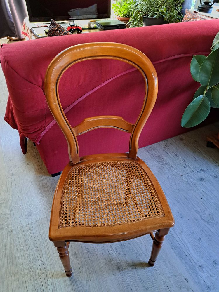 3 chaises 20 Ess�mes-sur-Marne (02)