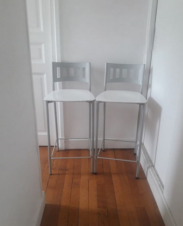 Lot de 2 chaises de bar 40 Paris 15 (75)