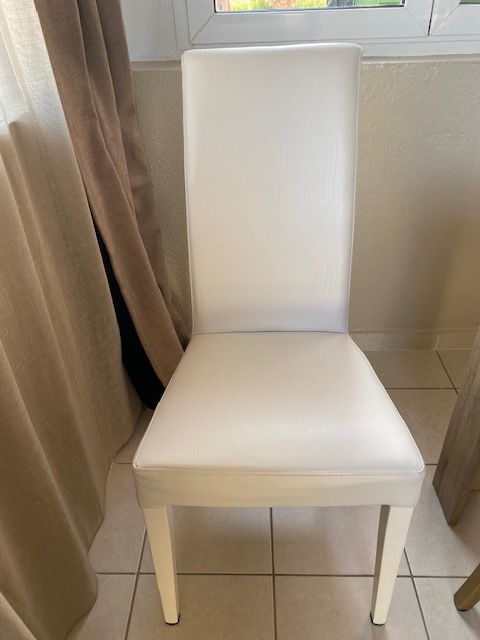 Chaises 150 Furiani (20)