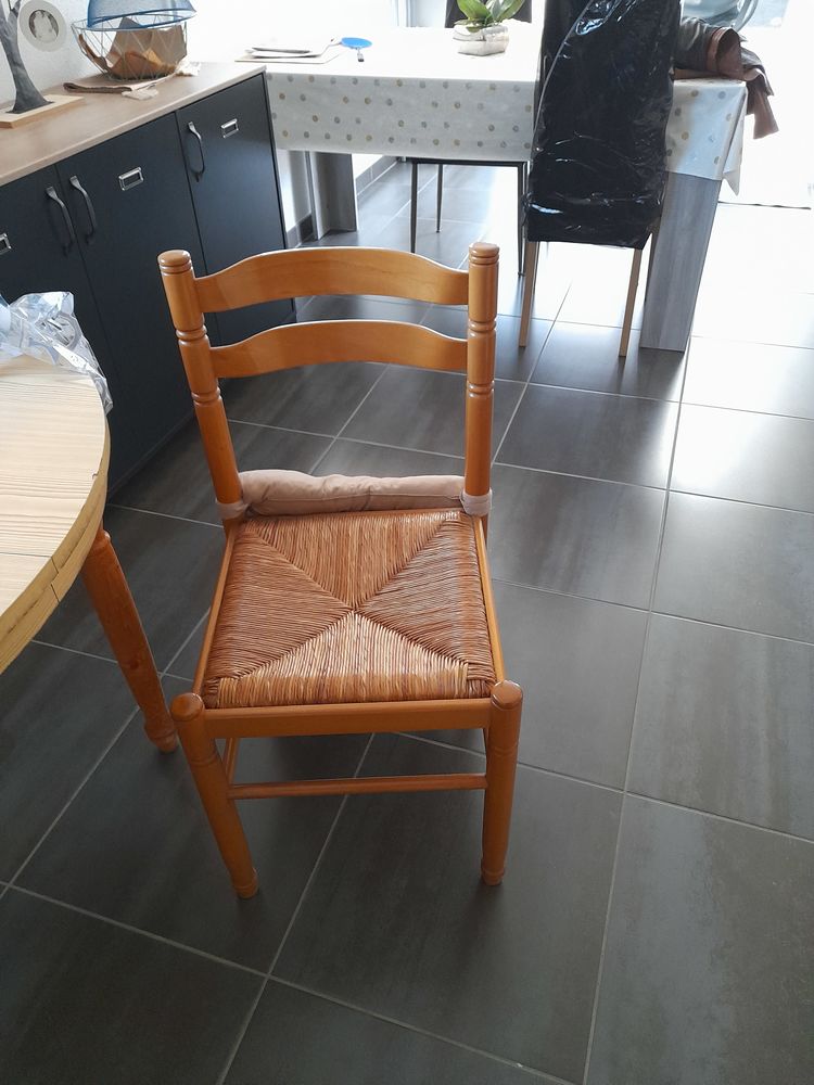 Chaises 60 Colmar (68)