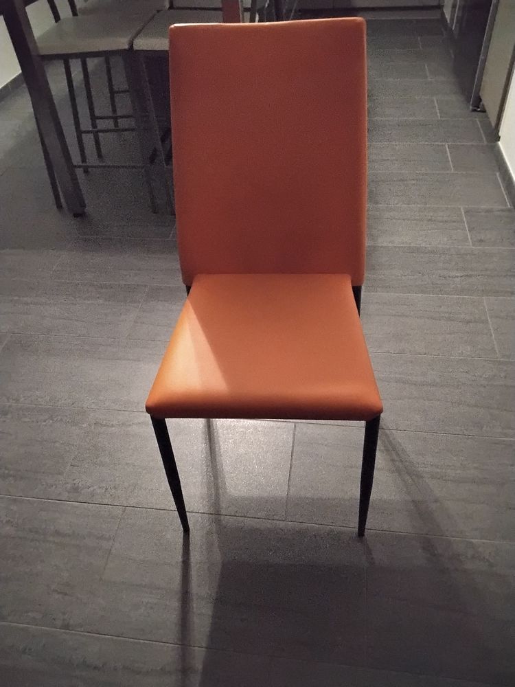 Lot de 2 chaises 70 Talmont-Saint-Hilaire (85)