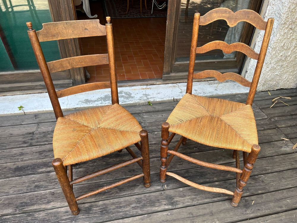 2 chaises 40 Charbonni�res-les-Bains (69)