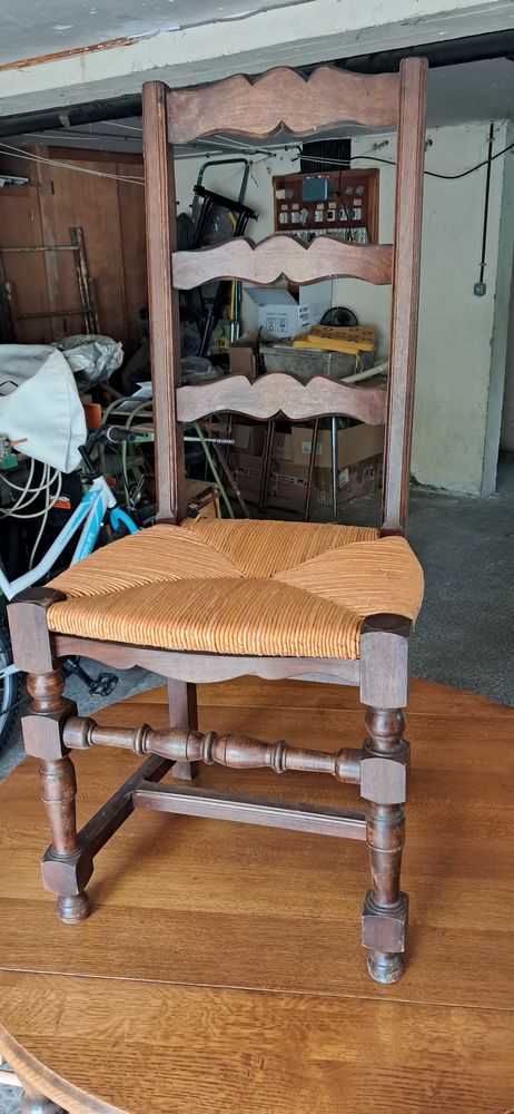 lot de 6 chaises 150 Saint-Paul-de-Varces (38)