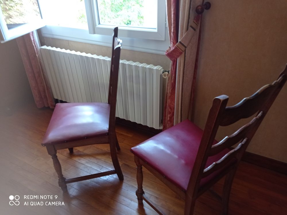 un lot de six chaises 50 Lalinde (24)