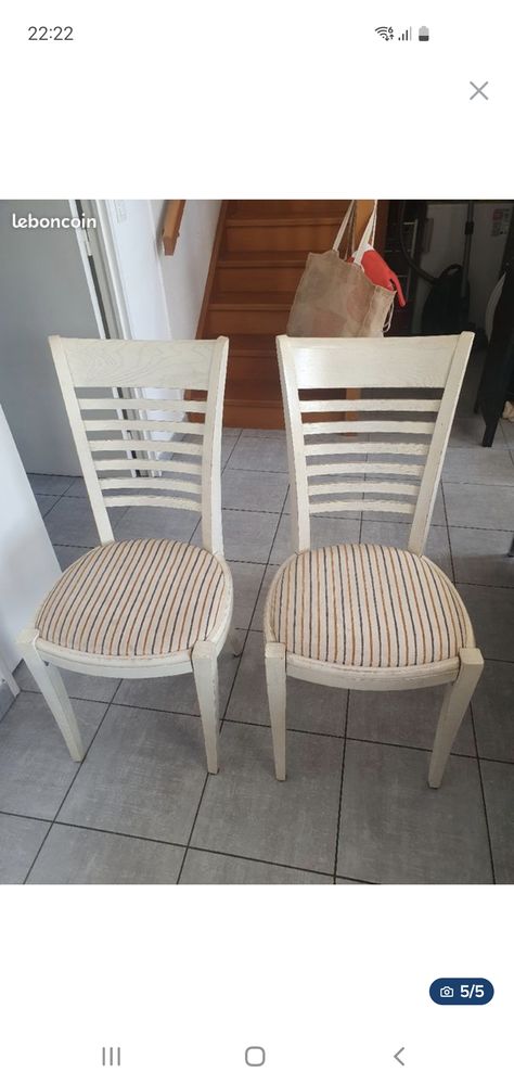 Chaises. 25 Lyon 9 (69)