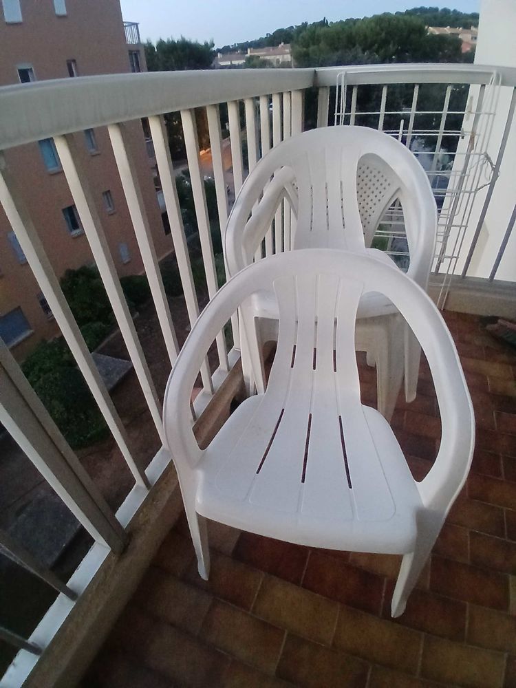 4 Chaises 5 Saint-Mandrier-sur-Mer (83)