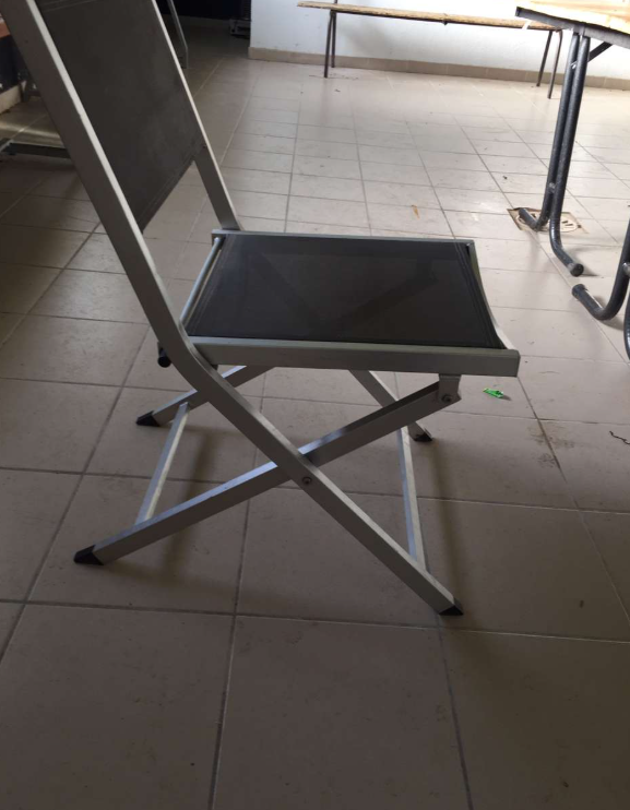 Lot de 6 chaises 100 Le Pouget (34)