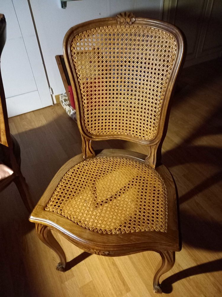 4 chaises 80 Mervans (71)