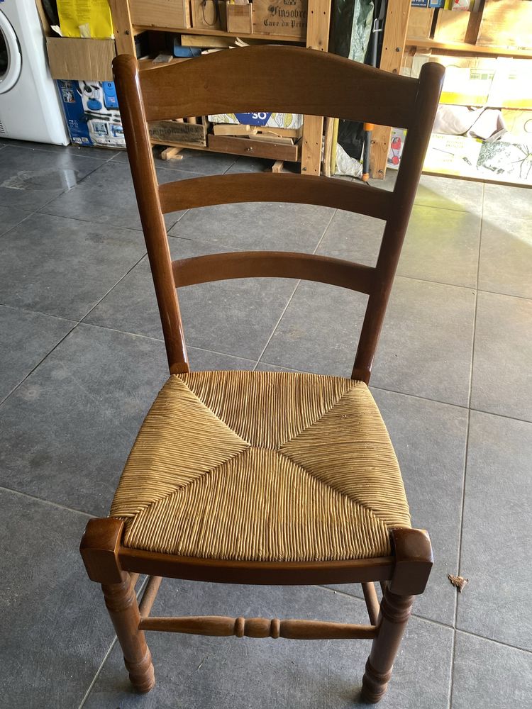 chaises 120 Saint-Maurice-Montcouronne (91)