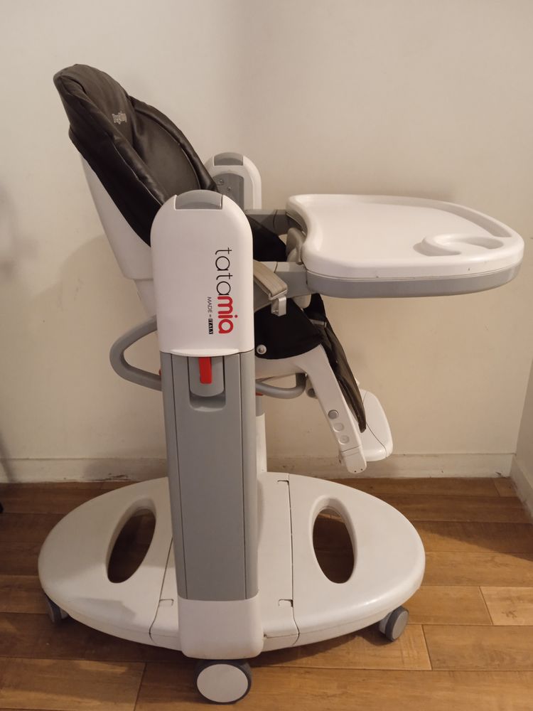 Chaisse haute b�b�. Peg perego, Tata mia. 100 Paris 9 (75)