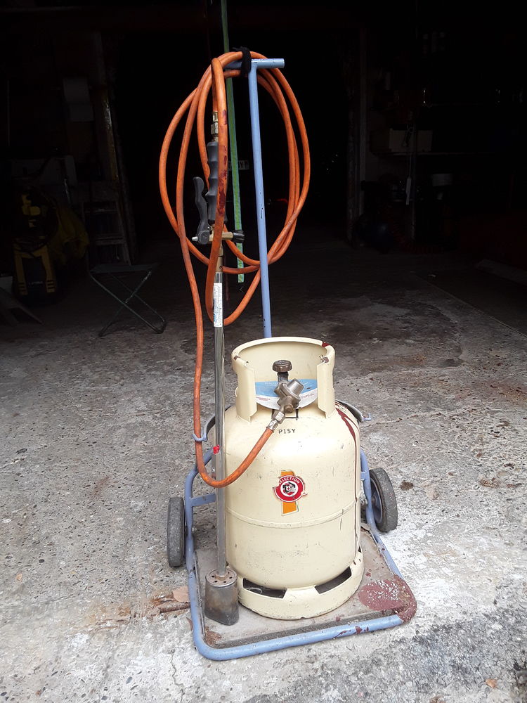 Chalumeau a gaz 95 Castelnau-sur-Gupie (47)