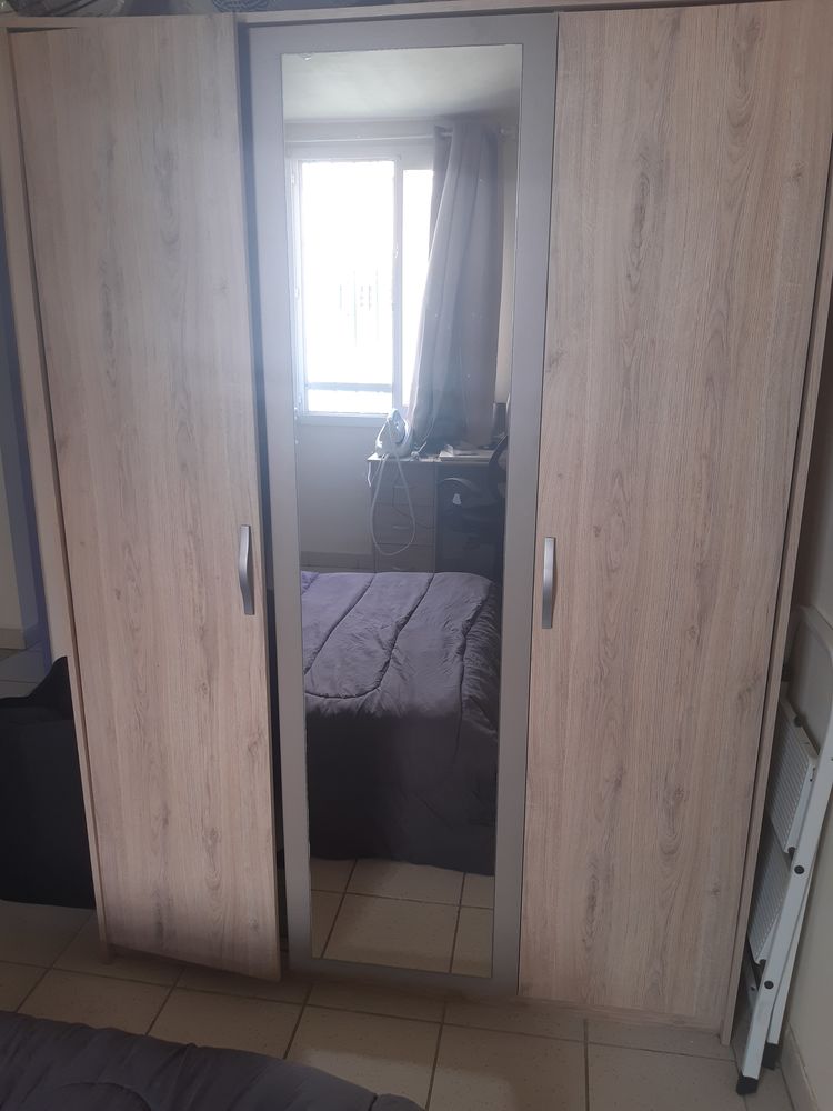 chambre adulte (lit+armoire+chevet+sommier+bureau) 250 Sainte-Clotilde (97)