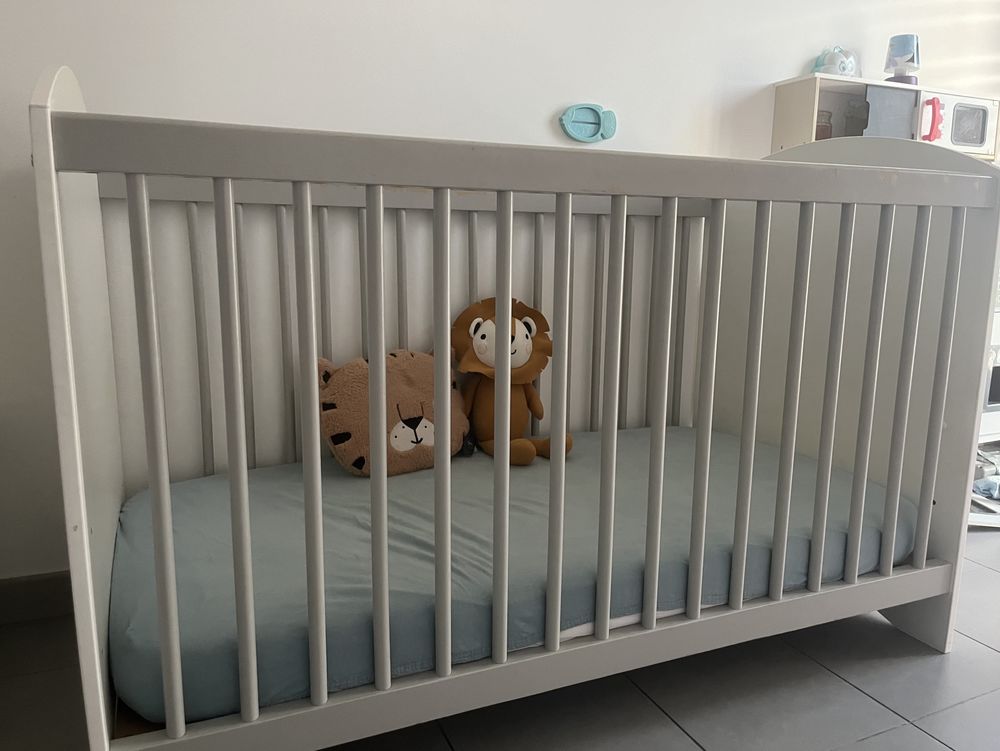 Chambre b�b� compl�te 70 Nice (06)