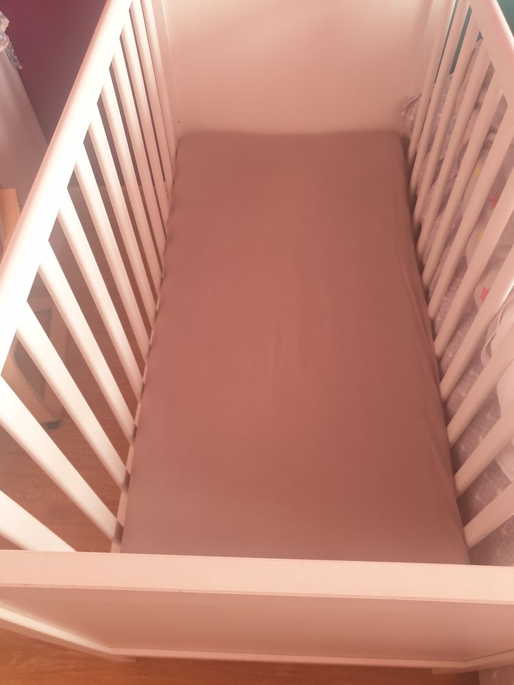 Chambre b�b� 600 Comines (59)