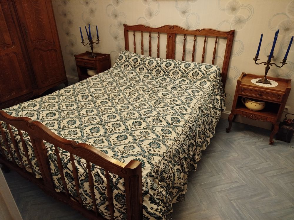 Chambre en ch�ne massif impeccable 300 Gerb�viller (54)