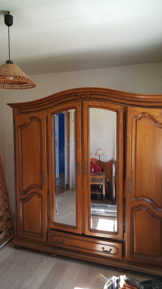 Chambre chene 200 Saint-Sauveur-de-Puynormand (33)